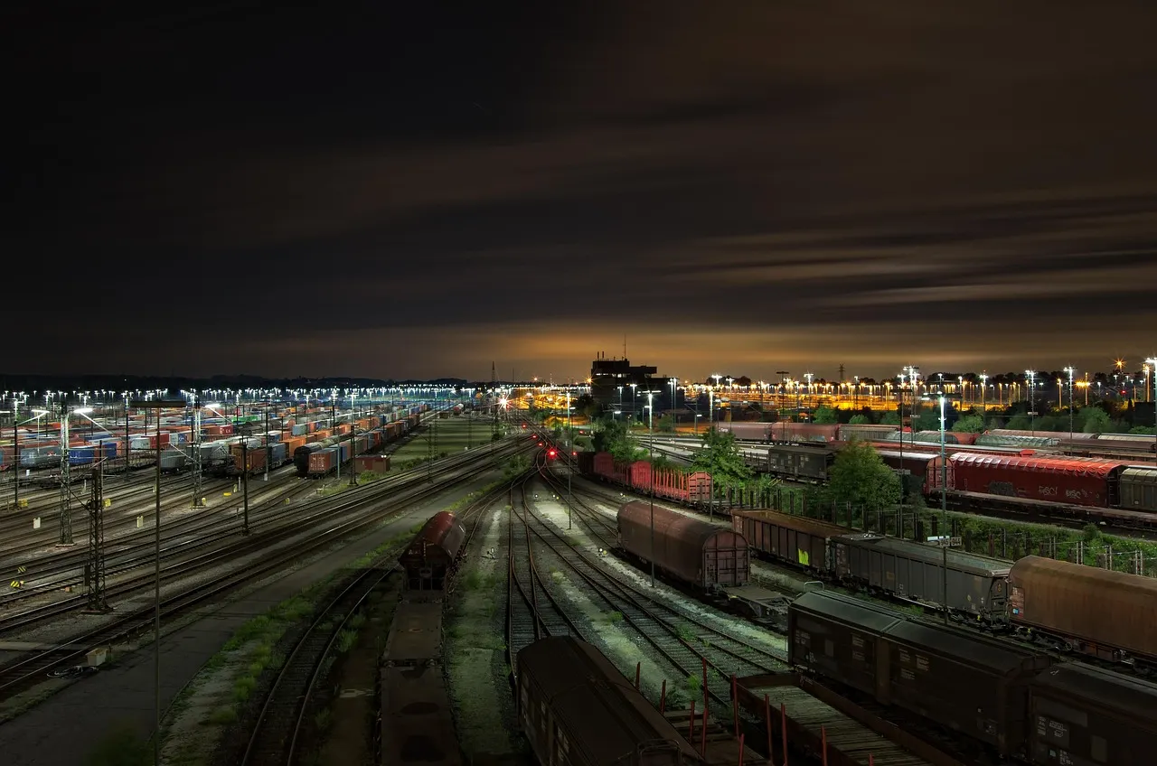 High volume freight transport at night
