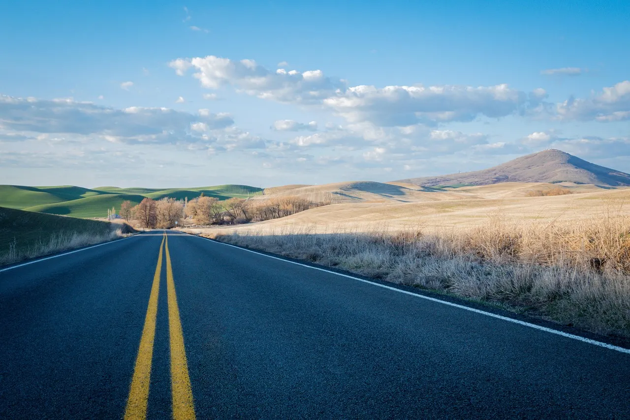 Kenyan highway landscape