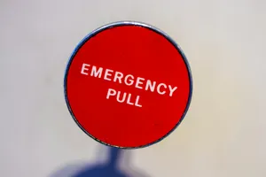 Emergency alert signal for urgent repairs
