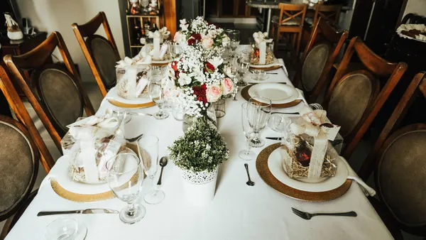 Event dining table