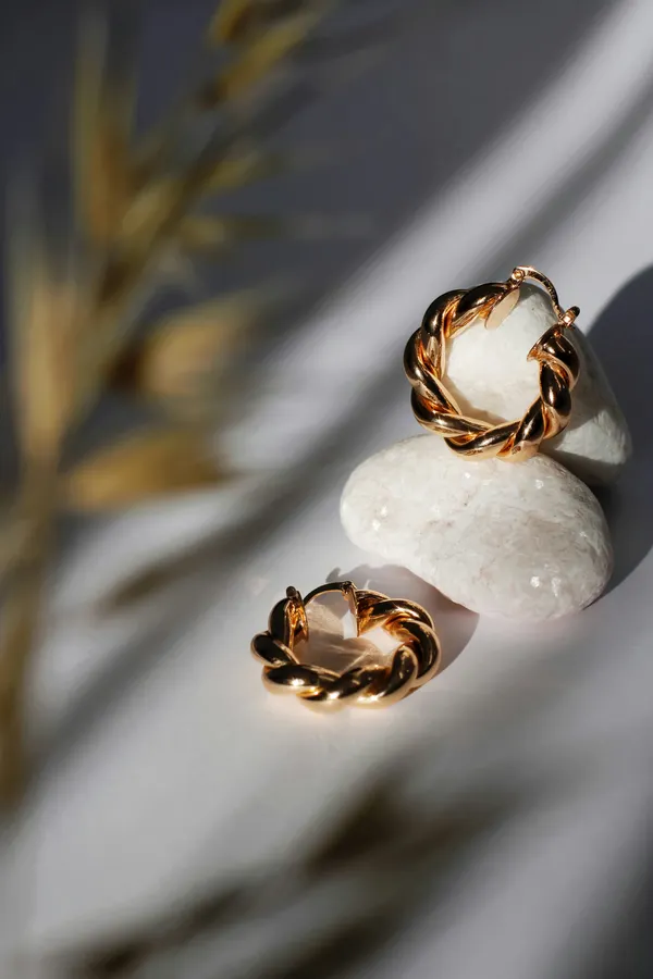 Handcrafted gold earring