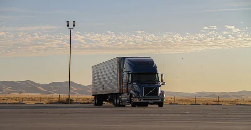 Isuzu FRR90 13 ton truck in operation